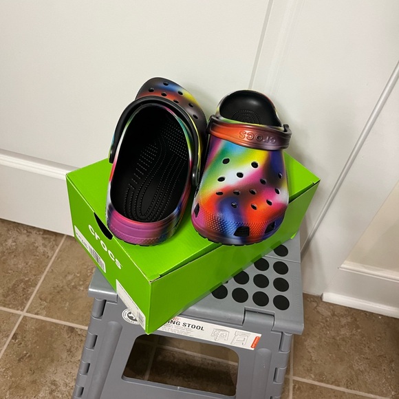 Crocs - Picture 3 of 4